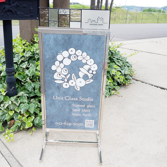 お店屋さんにも♪立式（足組立式）看板 