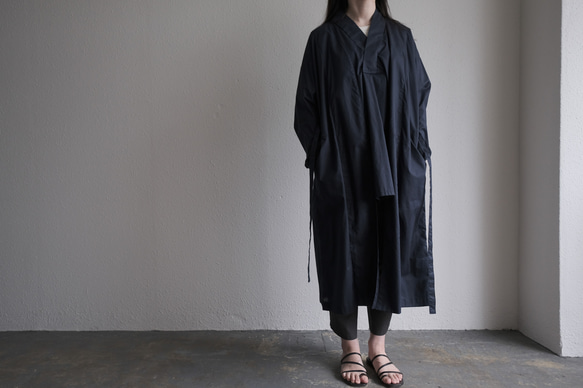 きるもの｜四 JKT｜コットンローン ブラック ［unisex freesize］ JKT｜コットンローン ボタンも裏地もなく