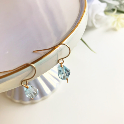 14kgf＊宝石質スカイブルートパーズのピアス＊ ピアス（フック