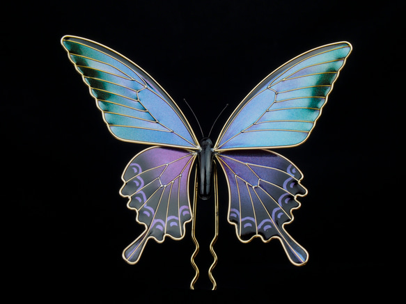 蝶（ミヤマカラスアゲハ）のかんざし（マジョーラ） 3枚目の画像