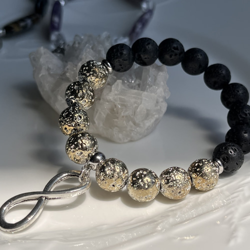 ラバーストーン♡溶岩石ハワイ産♡♾️マーク ブレスレット ventus  