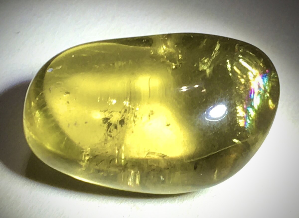 変革の石✨ 虹入り オウロヴェルデクォーツ メタモルフォーゼス