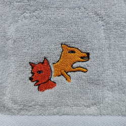 かくれんぼタオルハンカチ 刺繍 可愛い ギンガムチェック 熊 動物 グレー 19枚目の画像