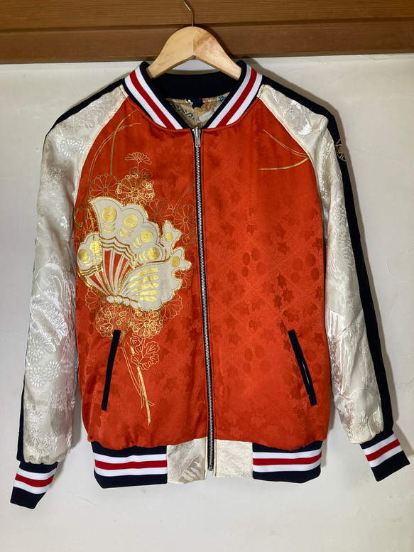 着物リメイクスカジャン リバーシブル 振袖リメイク 蝶々 オレンジ 駒