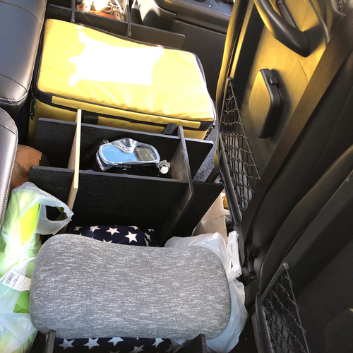 ハイエースDIY】ベッドを自作して快適車中泊。実際の寸法も公開