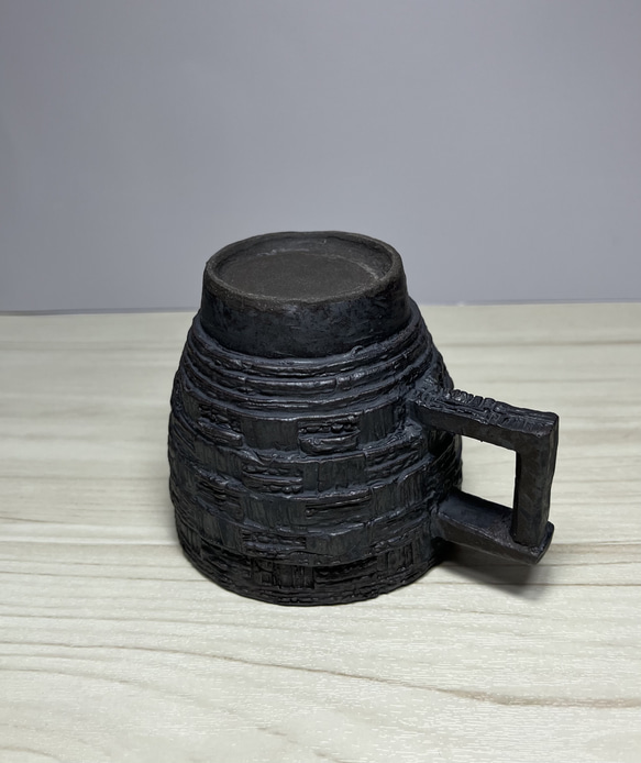 ダンボール格子象嵌マグカップ（取手付きC） 2枚目の画像