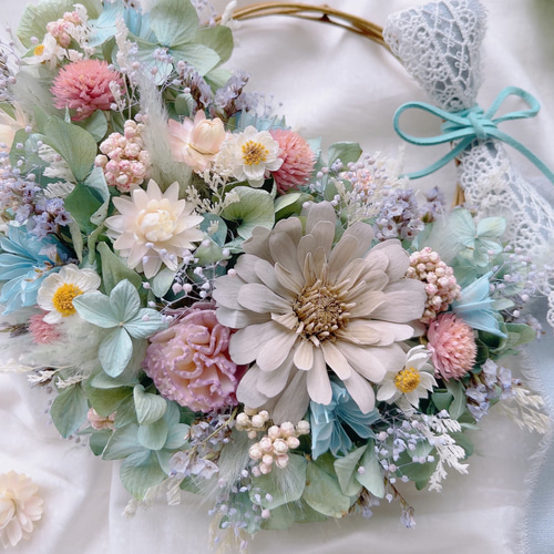 ❁プリザーブド紫陽花とスターチスと木の実たちリース❁