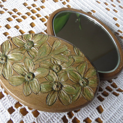 受注制作）木彫りの大きな壁掛け鏡☆葡萄模様☆材質榀の木＊ｻｲｽﾞ約