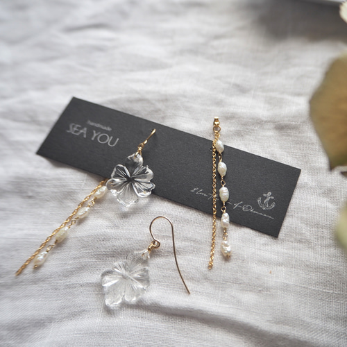 14Kgf×フラワーカービングの2wayピアス ピアス（フック・チェーン