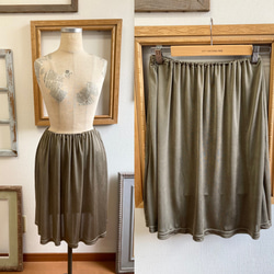促銷價★ 穿著舒適❤️ 緞面彈力材質襯裙 橄欖卡其色（尺碼L到LL） 第1張的照片
