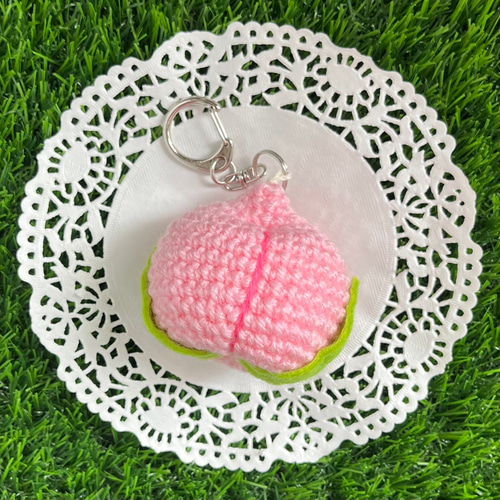 ごろっと大きいあみぐるみキーホルダー＊ 桃 キーホルダー ぽん 通販