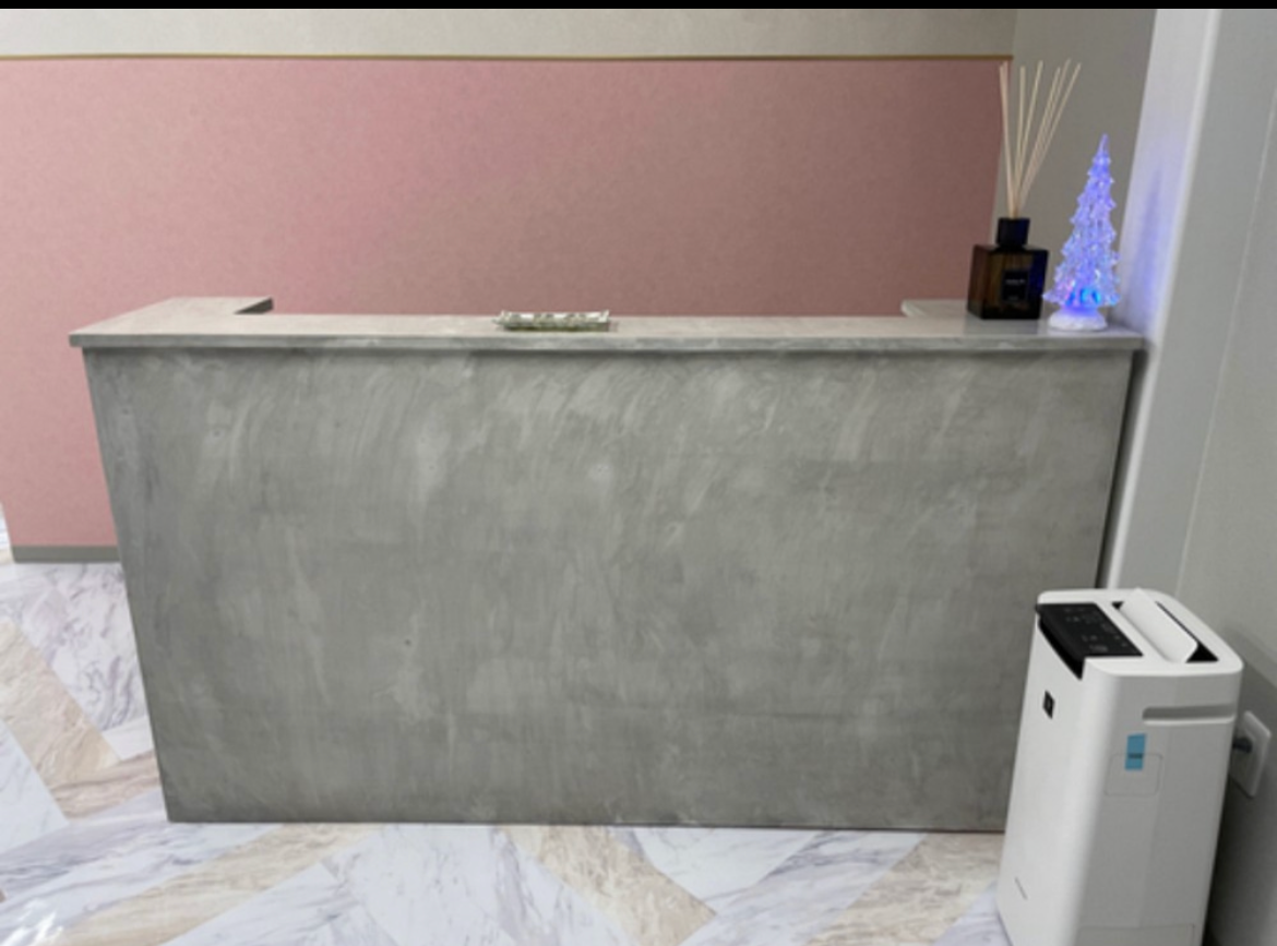 石っぽいカウンター　レジ台