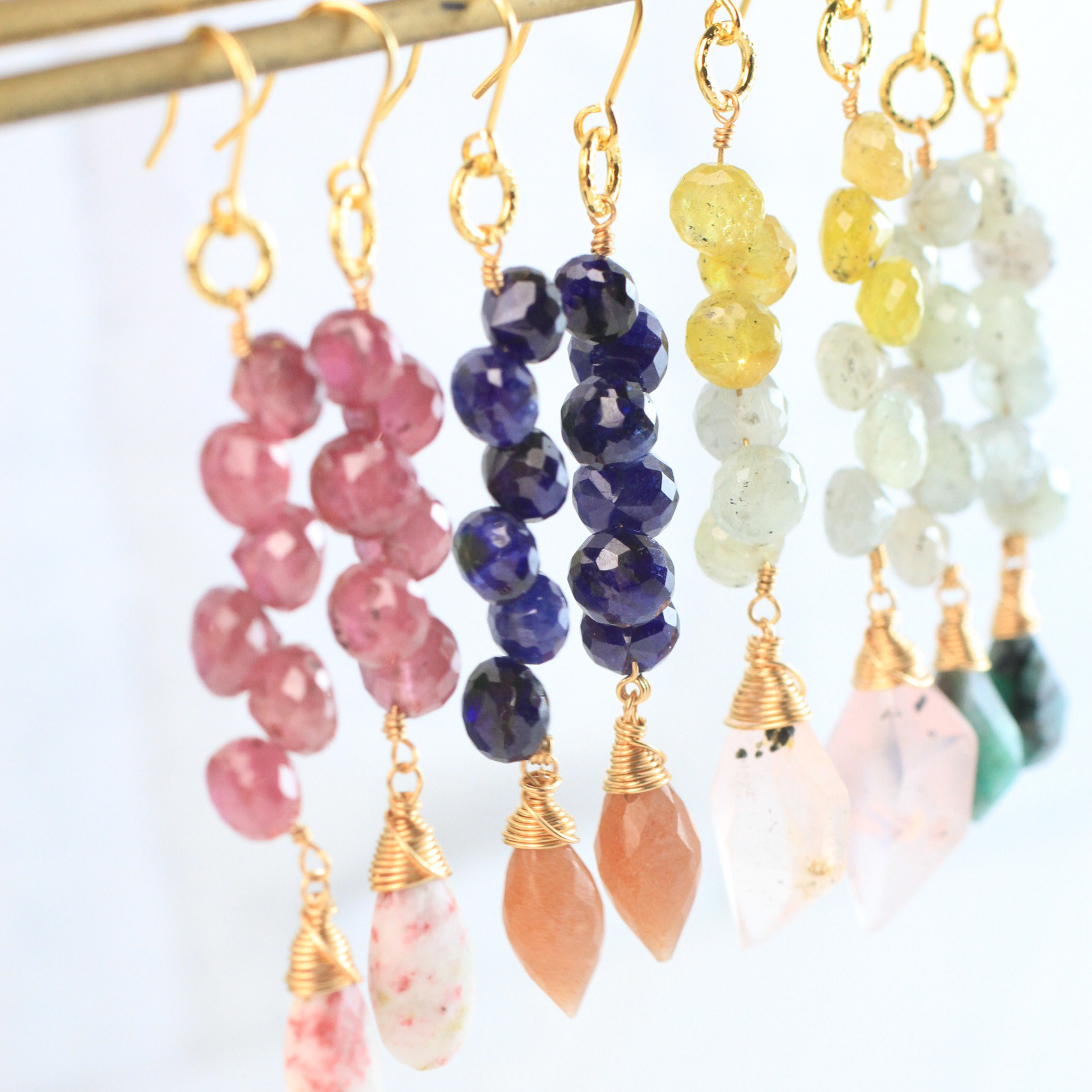 【4種から選べる】オニオンサファイア 耳飾り