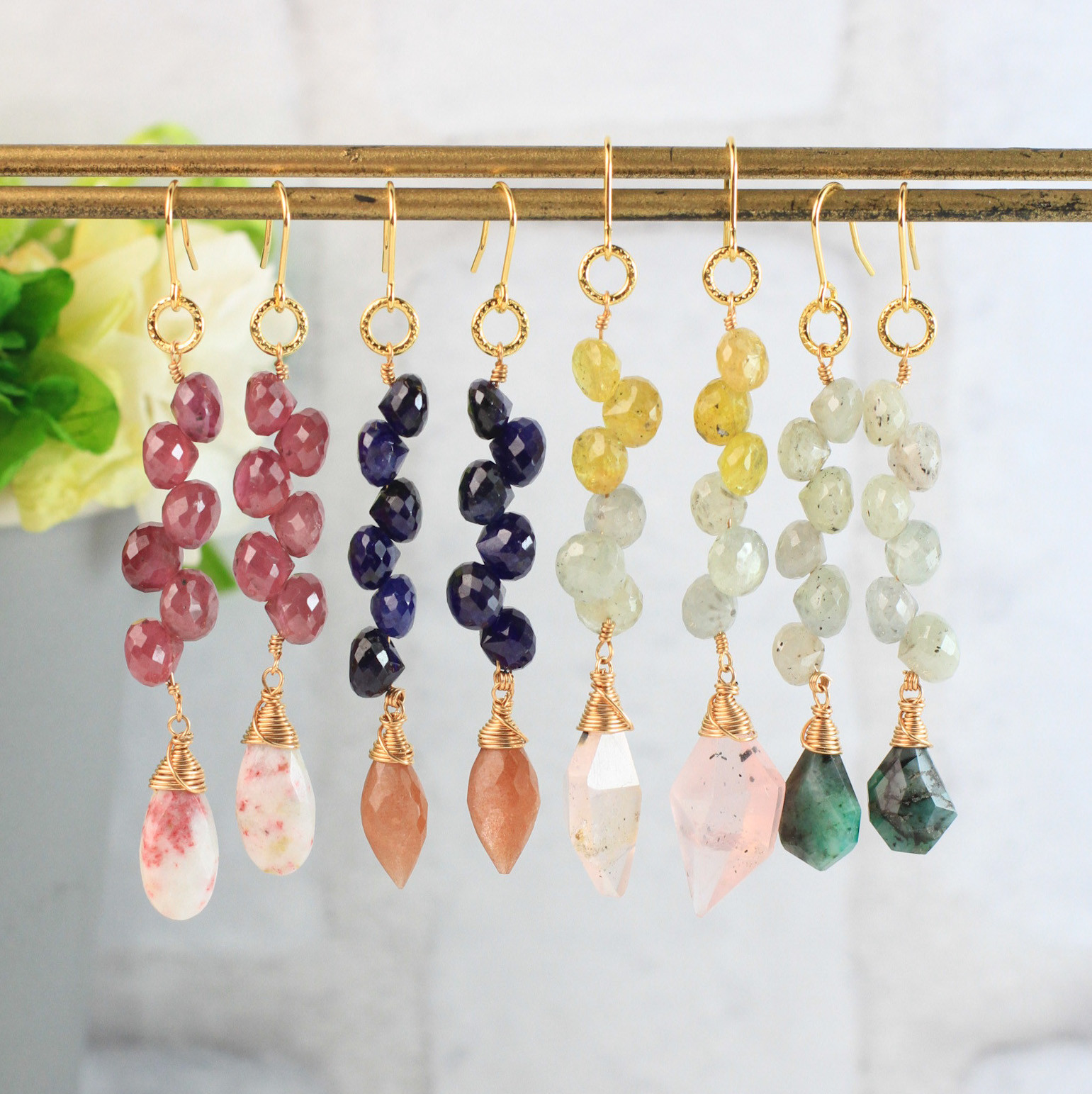 【4種から選べる】オニオンサファイア 耳飾り