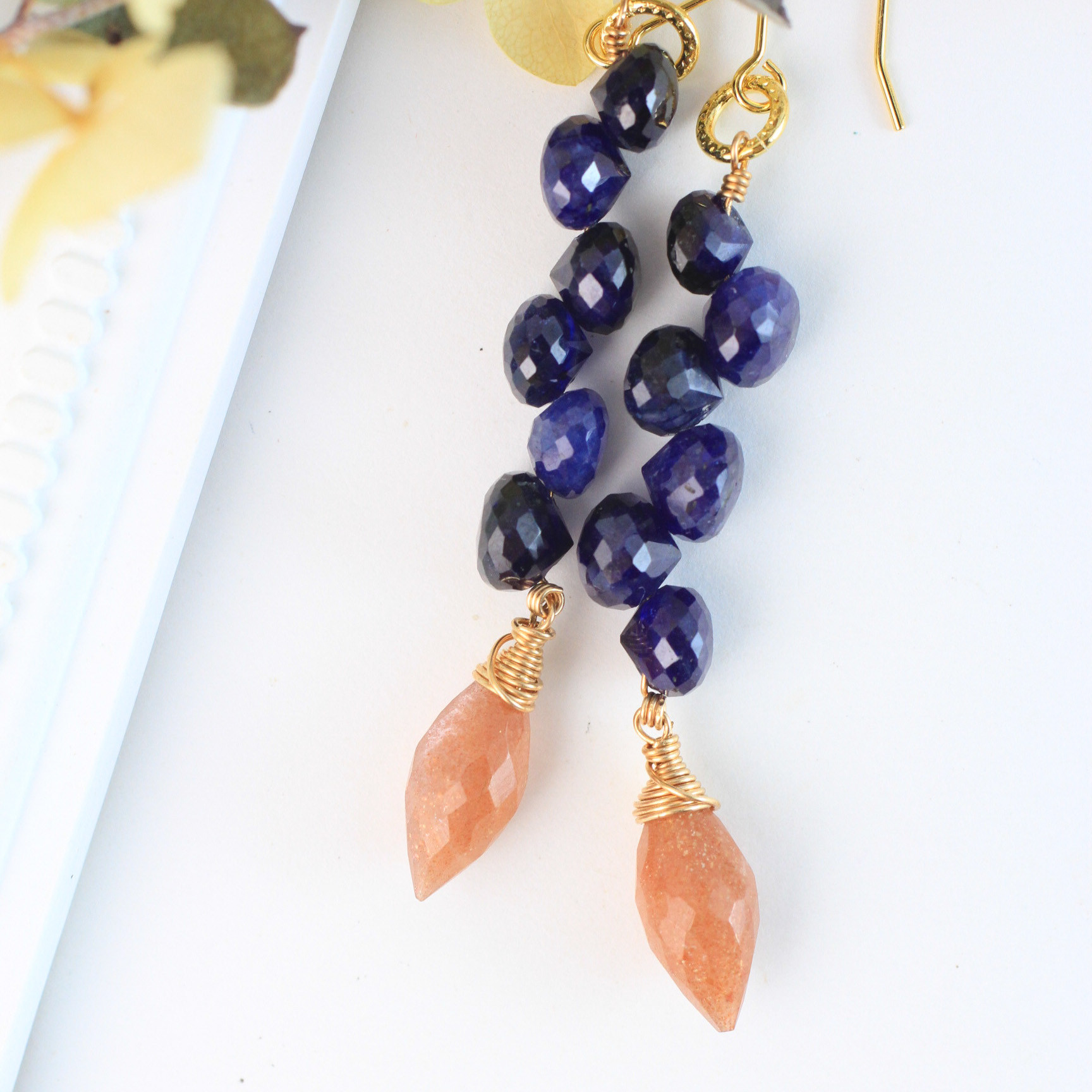 【4種から選べる】オニオンサファイア 耳飾り