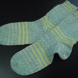 手編みの靴下　コットンと竹繊維を含んだ糸で編んだ靴下（女性用 e） 8枚目の画像
