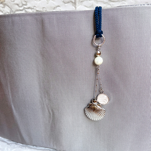 帯飾り【貝づくし・銀色】 ロケット 根付 帯留め 春原こま 通販