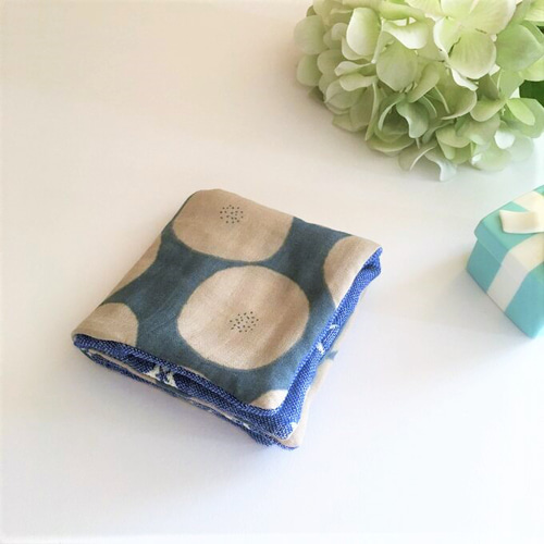 8重ガーゼ大判ハンカチ*あんぱん*アンパン*グレーブルー*群青スター