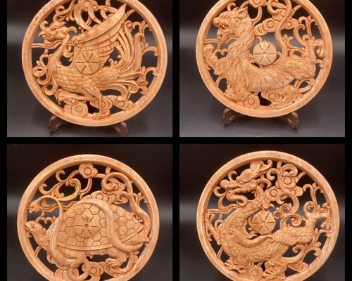 木製彫刻入り4つ折れ間仕切り　送料込み 木製彫刻入り4つ折れ間仕切り