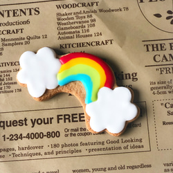 虹のアイシングクッキー 1枚目の画像
