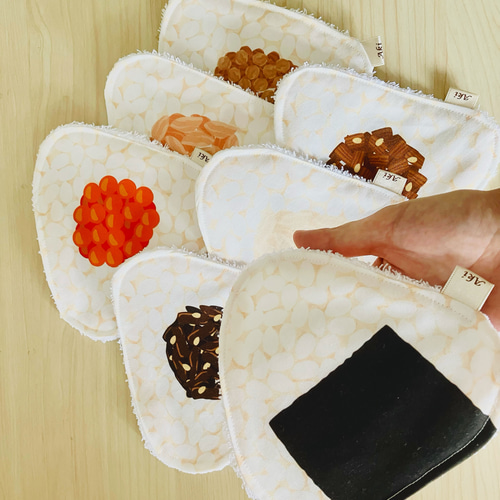 おにぎりハンカチ (2枚set) ハンカチ・手ぬぐい Aki 通販 16261031