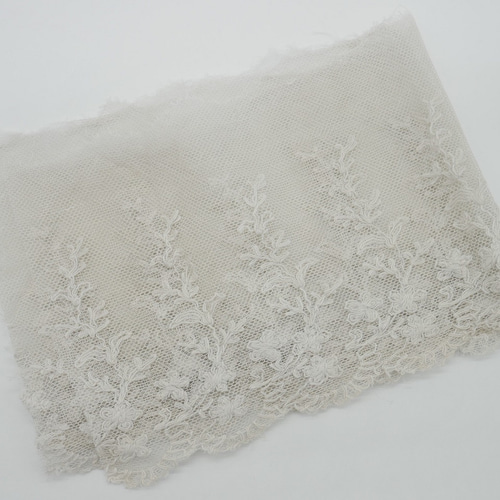 フランスアンティーク刺繍入りスカラップレースB レース cherir 通販