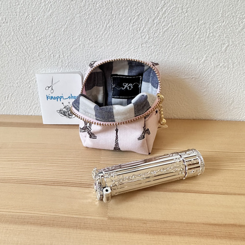 71⌘ キーホルダー付ミニミニポーチ（pink）イヤホンケース ポーチ