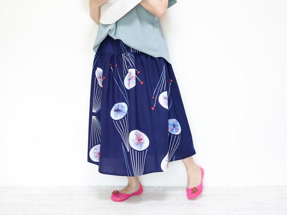 OKINAWA SKIRT LONG -upcycled from unused summer KIMONO 第2張的照片