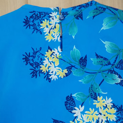 ワンピース フレンチ袖  ゆかた地  綿　トルコブルー地に花柄 5枚目の画像