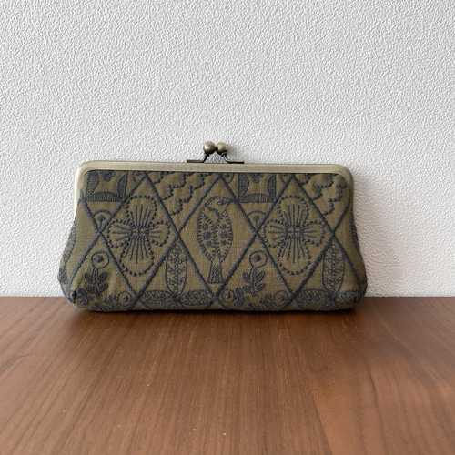 【受注品】ミナペルホネン/シンフォニー　カーキ/がま口長財布本革 受注品】ミナペルホネン/シンフォニー カーキ/がま口長財布本革