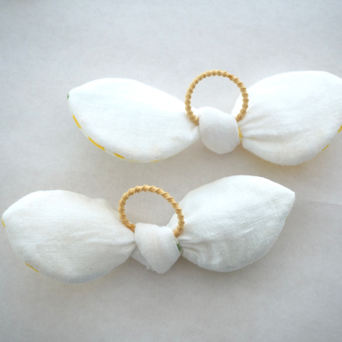 スタイ/ヘアゴム/ヘアピン　セット ミモザ ベビースタイ ヘアゴム ヘアピン セット ＊ ハンドメイド