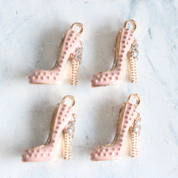 ピンク系4個  ハイヒール・ストーン 靴チャーム カン付き ジュエリー 手芸材料 デコ 部品 材料 資材 ハンドメイド材 1枚目の画像