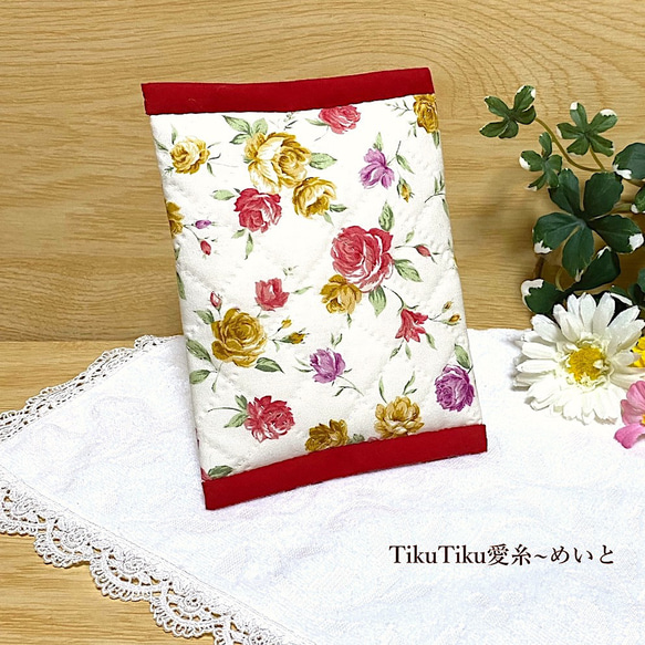 ３つのお花飾りポケットティッシュカバー／レッド(11-3-6) 4枚目の画像
