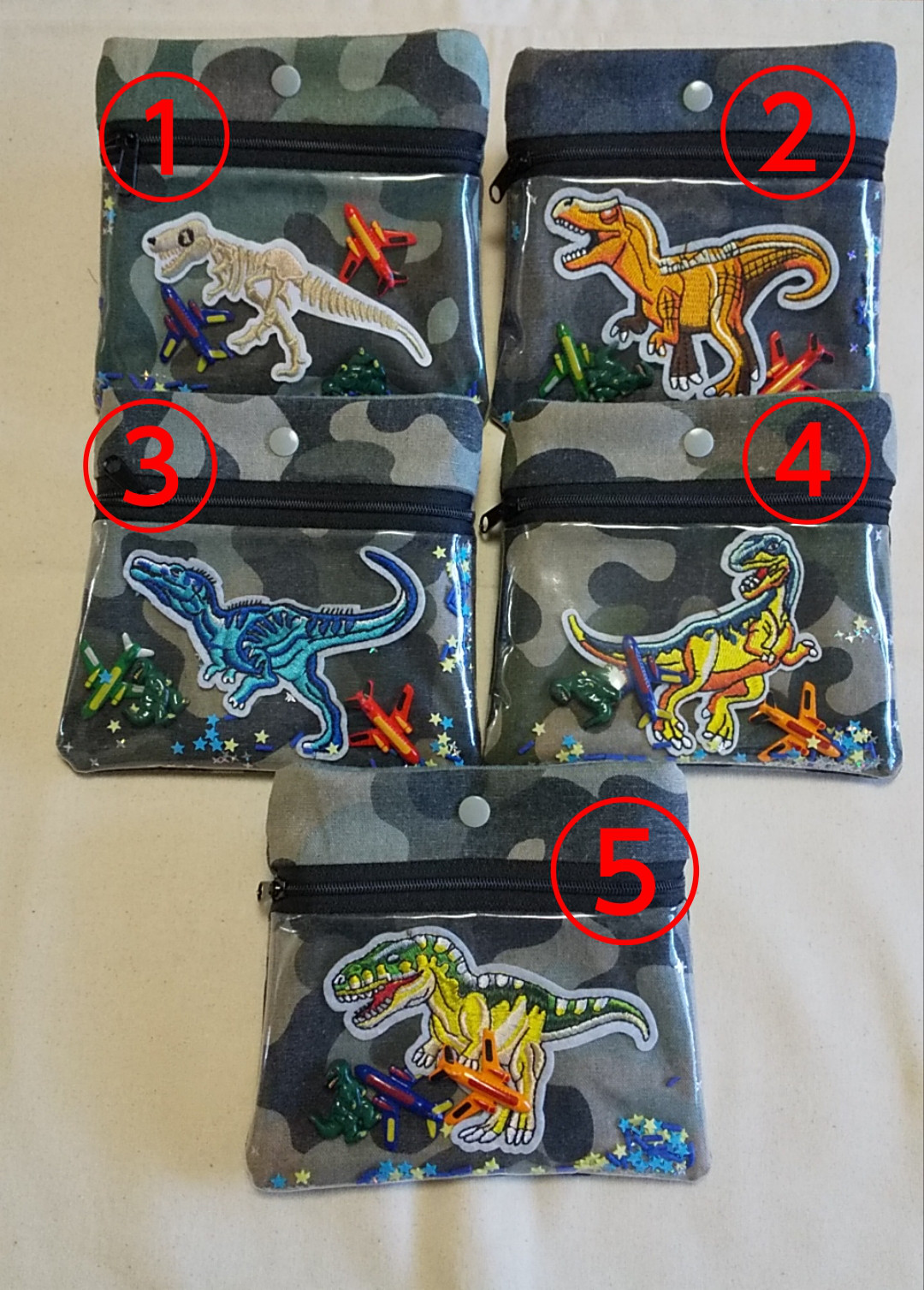 恐竜 飛行機 シャカシャカ 移動ポケット ポシェット ハンドメイド