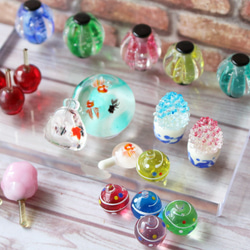 選択】フローライト（蛍石）うさぎさん 1個 カラフル 手彫り彫刻