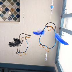 ペンギン モビール コウテイペンギン お部屋づくり 模様替え モビール 羽根 鳥  北欧テイスト フェザー ワイヤー 夏 12枚目の画像