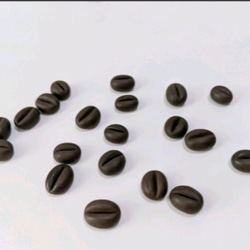 コーヒー豆　デコパーツ20個 2枚目の画像