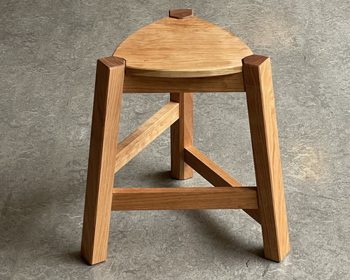 旧国立競技場のイス(スツール仕様) KOKURITSU-STOOL-56 2025年最新】国立競技場 スツールの人気アイテム - メルカリ