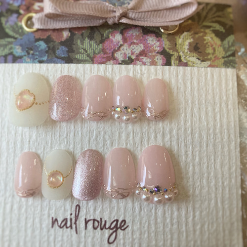 ♡ピンクネックレスネイル♡ ネイルチップ　ハンドメイド ネックレスネイルチップ ～ ブライダルネイル ウエディングネイル