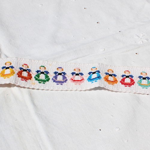 クロスステッチ刺繍ボーダーテープリボン 女の子 スイスの蚤の市 