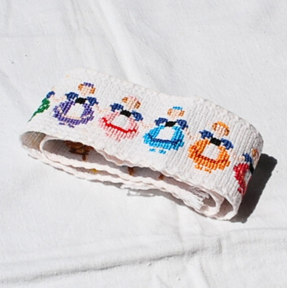 クロスステッチ刺繍ボーダーテープリボン 女の子 スイスの蚤の市 