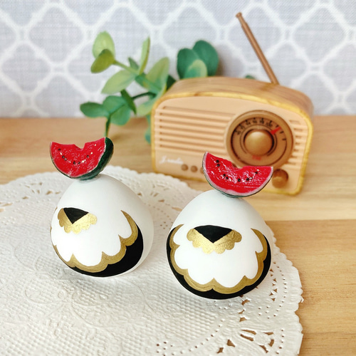 スイカにちょこん♡シマエナガ