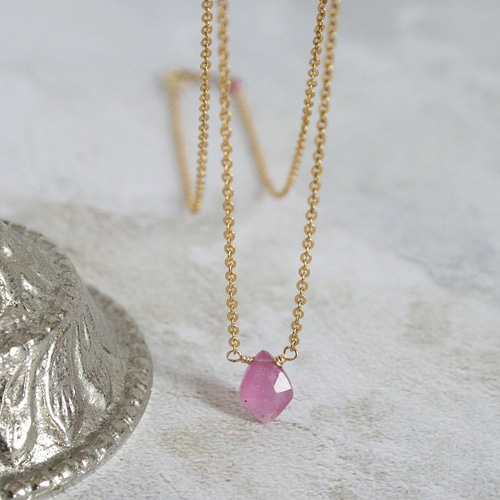 ピンクサファイアの一粒ネックレス｜Pink sapphire ネックレス