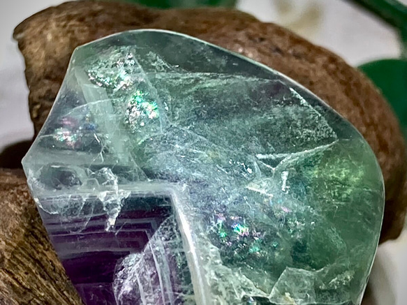 【記憶力を高める石】レインボー　マルチカラー　フローライト　蛍石　タンブル　原石 2枚目の画像