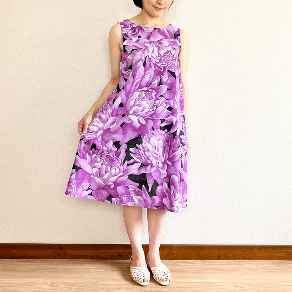 火炬薑黃色喇叭連身裙 [S~3L] 黑色 x 紫色 第5張的照片