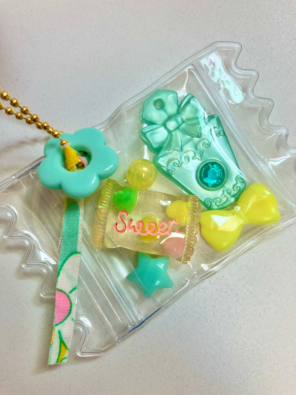 ゆめかわ ファンシー ガチャ詰めポーチ じゃらじゃらキーホルダー  