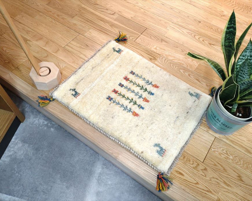 ペルシャ絨毯 ギャッベ 玄関マット 44x59cm アイボリー 花 カーペット