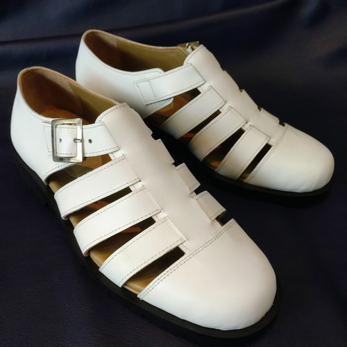 ♡ NOBLE BRENTA ミュール ホワイト 37【裏張り済み 美品】 美品】BOTTEGA VENETA サンダル 37 - メルカリ