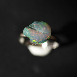 [001 蛋白石節 2023] 蛋白石礦物寶石小指戒指天然石材配件 第2張的照片