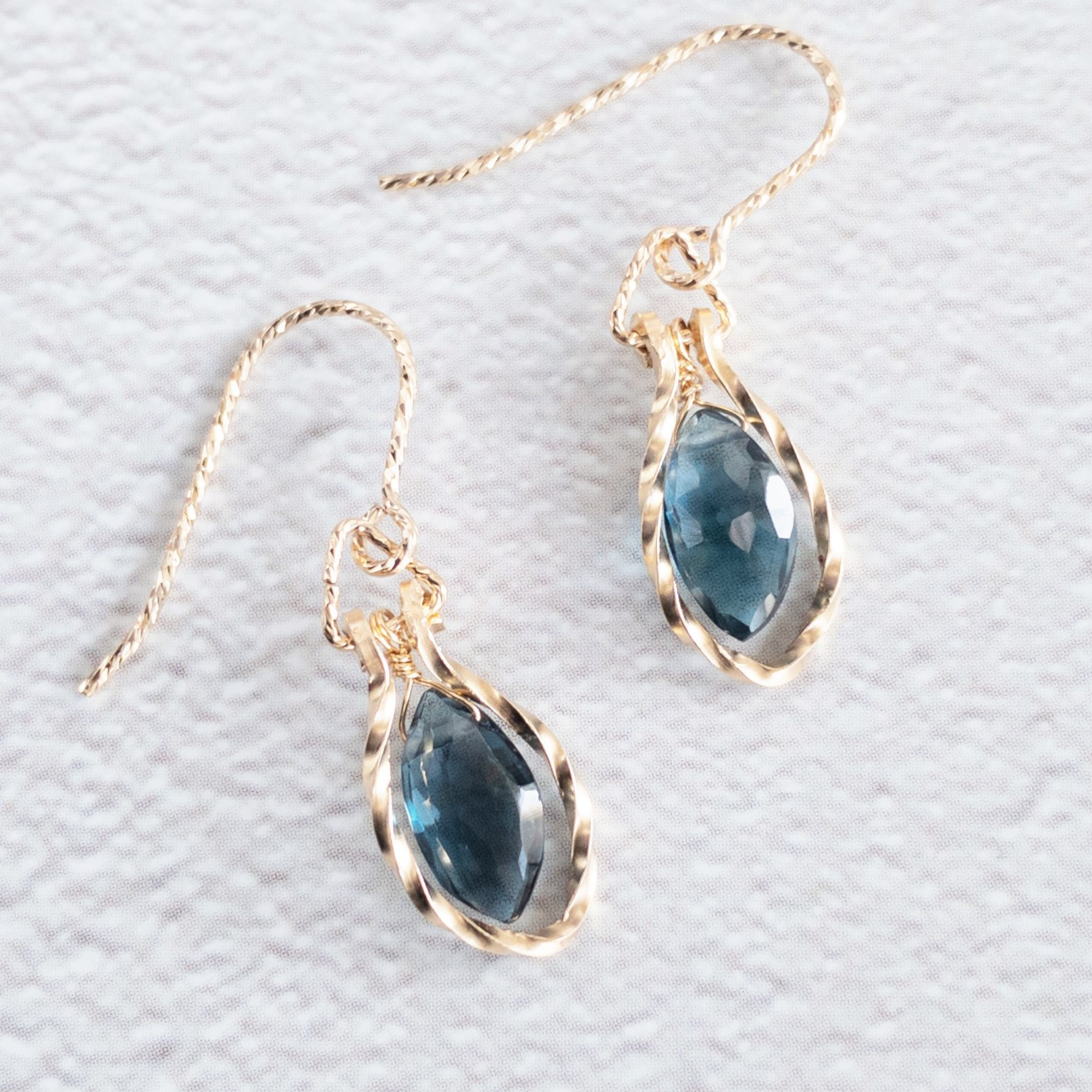 グレース ＜ロンドンブルートパーズ＞ 14kgf